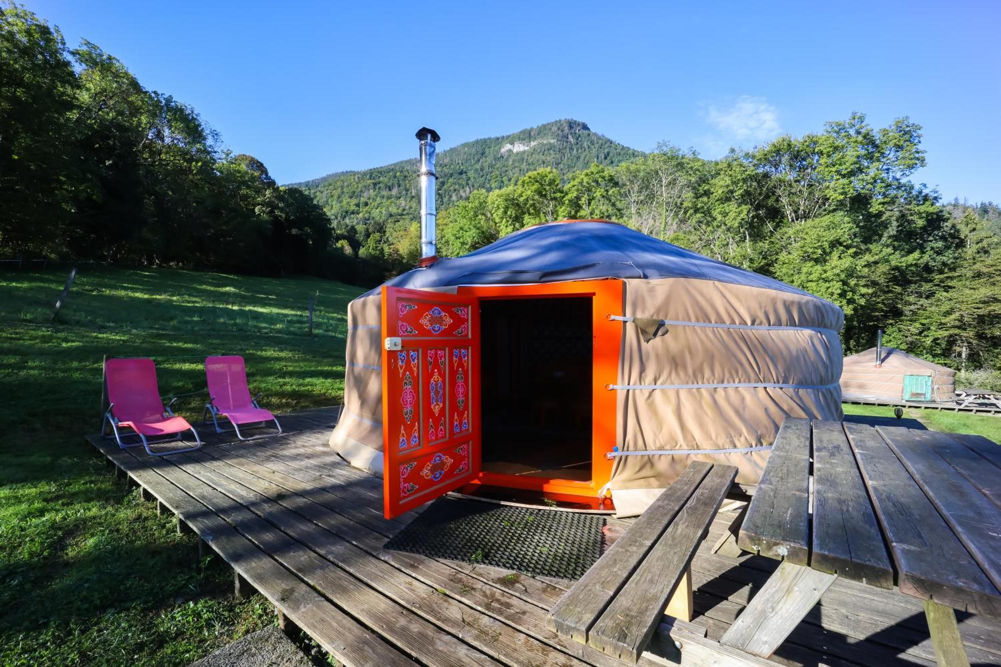 Yourtes Olachat Proche Annecy Faverges Exterior foto